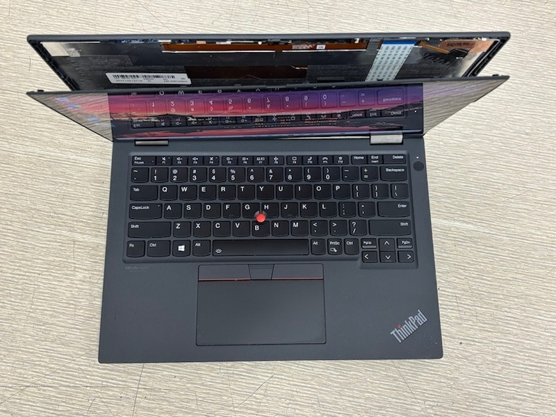 Lenovo ThinkPad X13 Yoga Gen 2 i5-1145G7 16GB 256GB SSD W11P Touch(screen issue)