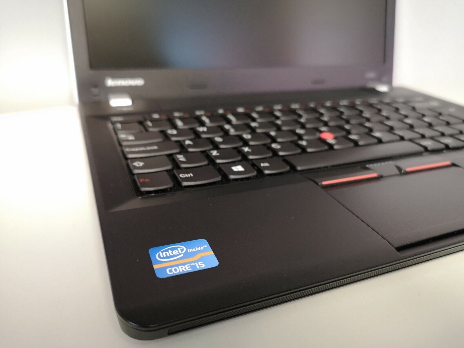 Lenovo ThinkPad Edge E330 i5-3230M 2.60GHz 4GB/128GB SSD 1366x768px 13.3″ CAM