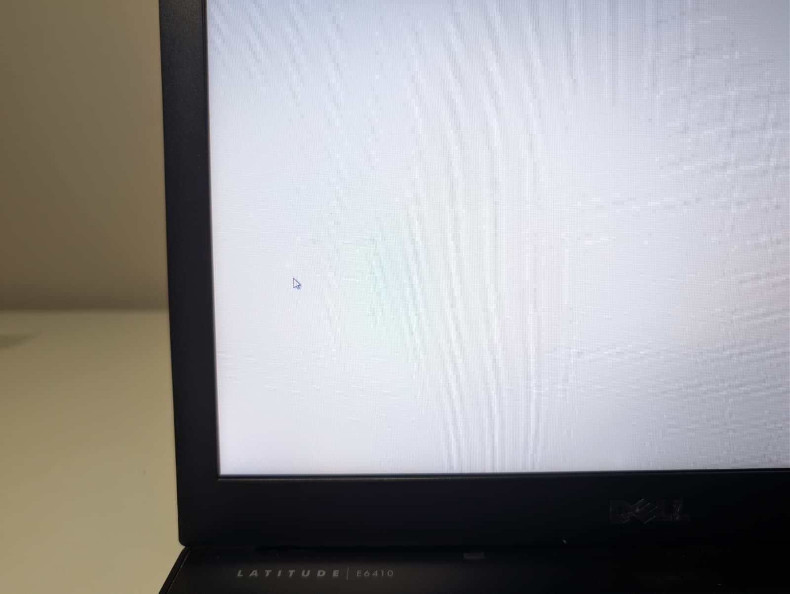 Dell Latitude E6410 | i5 4GB RAM 250GB HD | NVIDIA Backlit Win 7 32-Bit DVD+RW