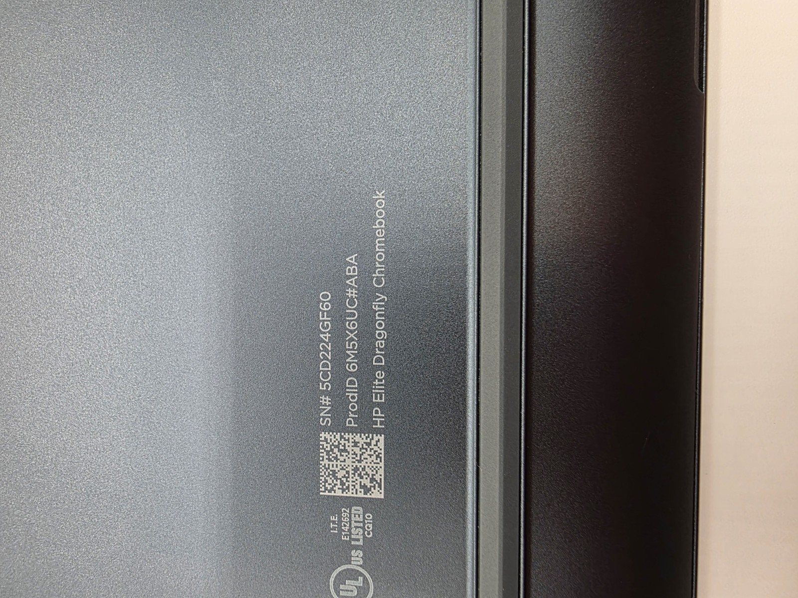 HP Elite Dragonfly Chromebook 13.5″ QHD Touch i5-1245U 16GB 256GB WIFI CHROMEOS