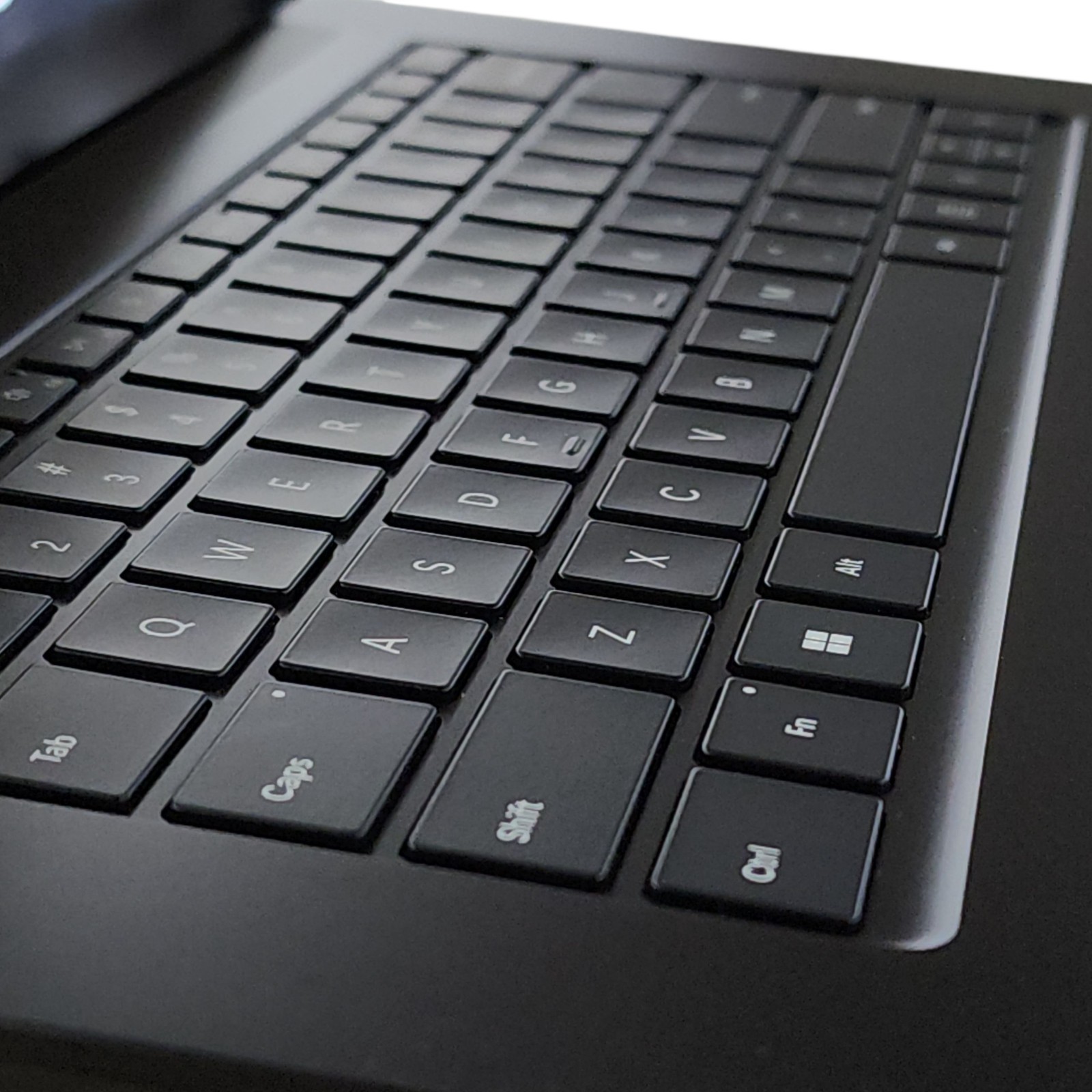 Microsoft Surface Laptop 5 2K 15″ Touch i7-1255U @ 2.6GHz 8GB DDR5 512GB SSD