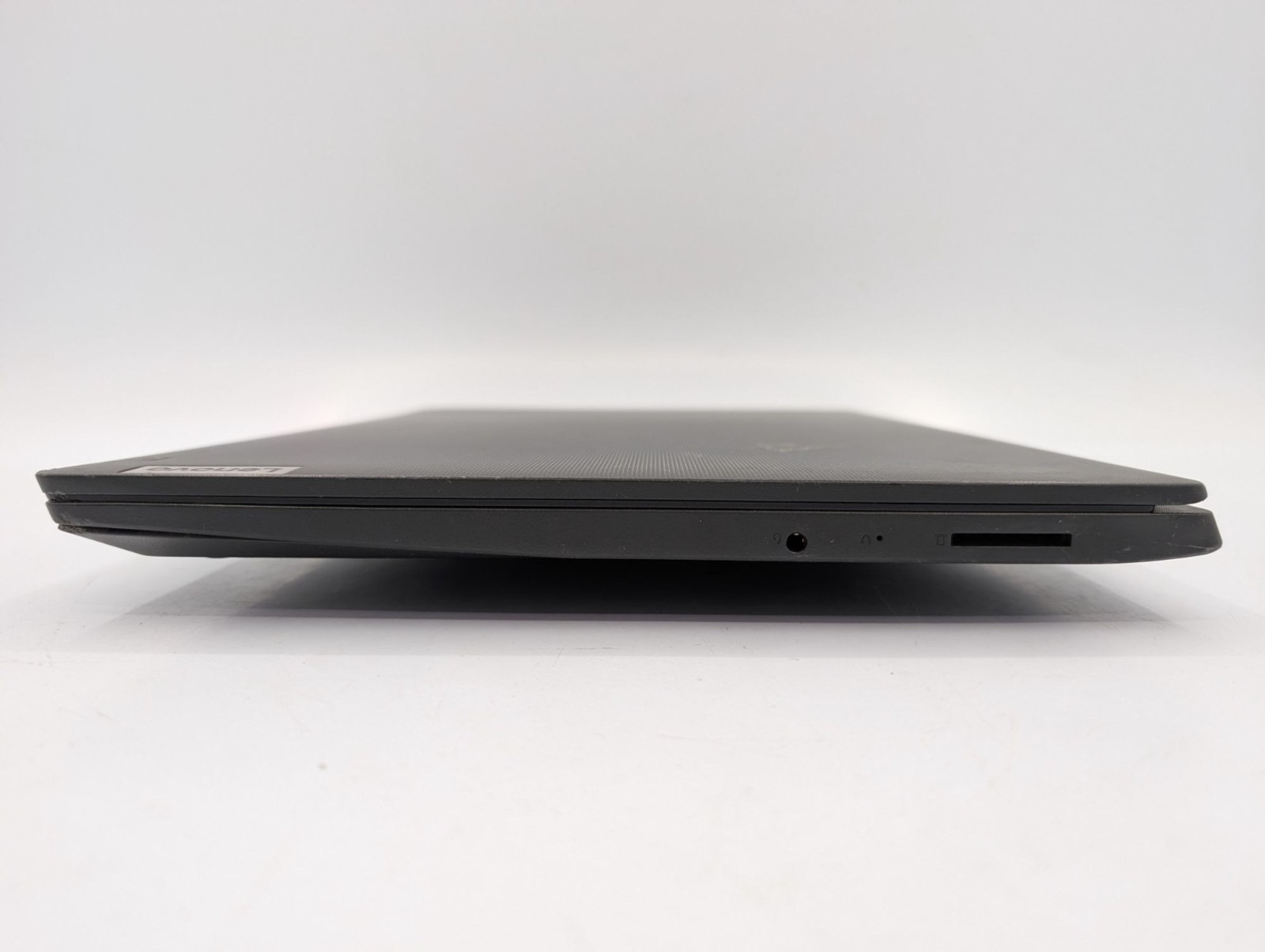 Lenovo IdeaPad 3 15ADA05 15.6″ AMD Athlon 3050U 8GB RAM 240GB SSD Win 11 Home