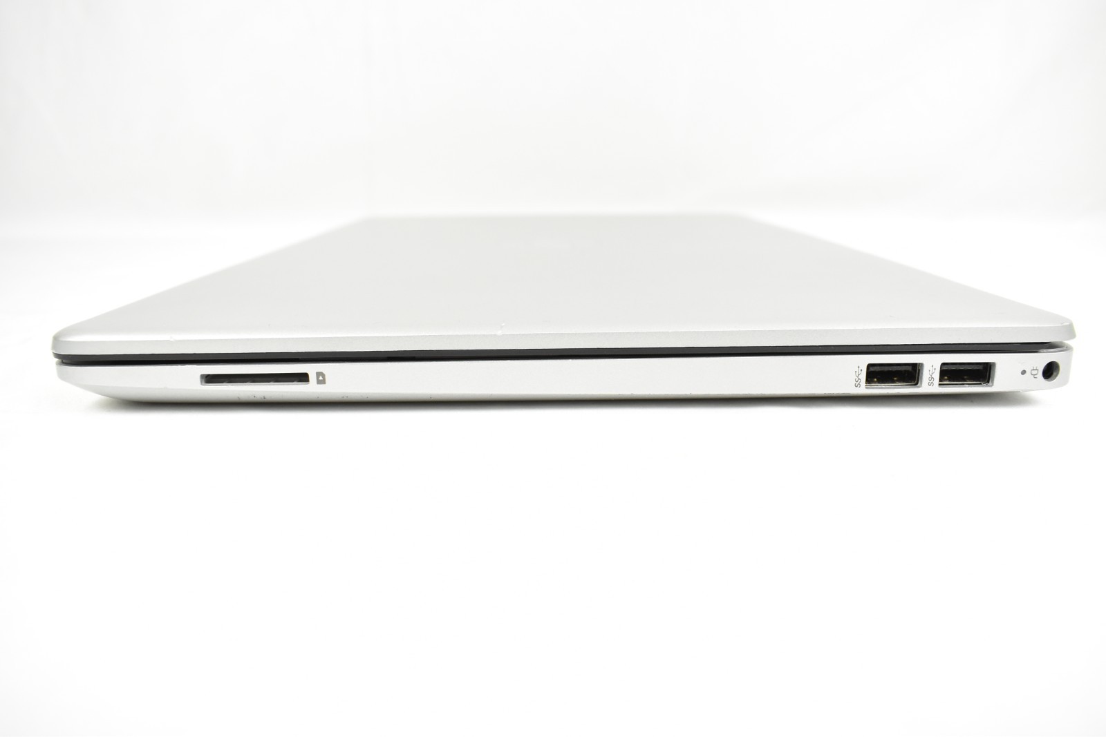 HP 15-dw3163st Laptop i3-1125G4 2.4GHz No RAM No HD No OS For Parts or Repair