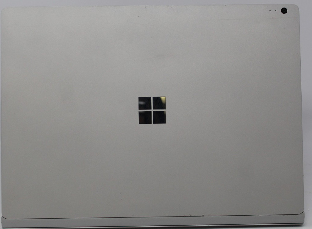 Microsoft Surface Book 2 i7 8650U @ 1.9 GHz 15″ 256 GB 16 GB GTX 1060 Win 11 Pro