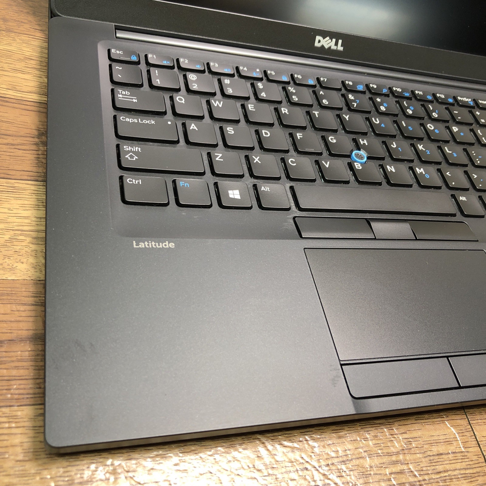 Dell Latitude 7480 14” Core i7-7600U 2.8GHz 512GB SSD 16GB RAM DDR4 – No OS