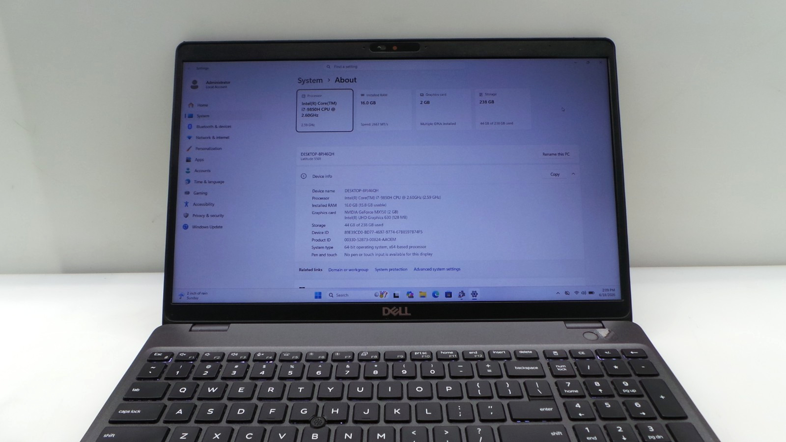 Dell Latitude 5501 | 15.6″ | i7-9850H 2.60GHz | 16GB RAM 256GB NVMe | WIN 11 PRO