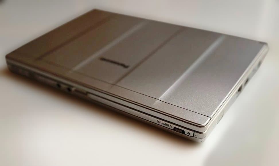Panasonic Let’s Note CF-SX2 DVD Intel Core i5 4GB RAM Windows 10 Used From Japan