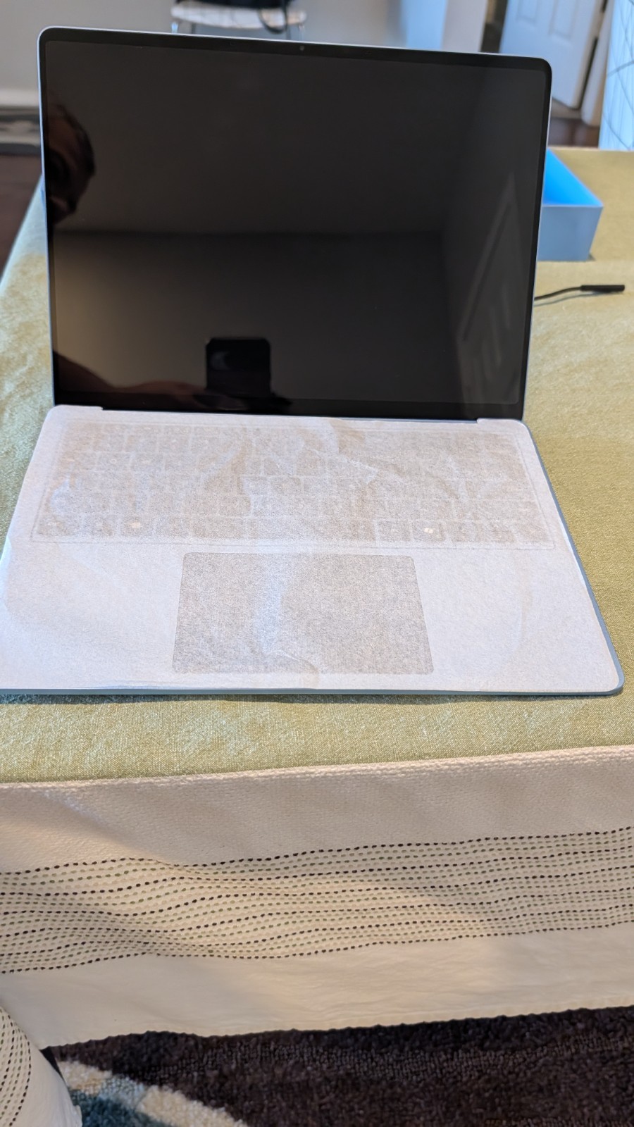 Microsoft Surface Laptop Copilot+ – 13.8″ – Snapdragon X Elite 16GB 1TB SSD
