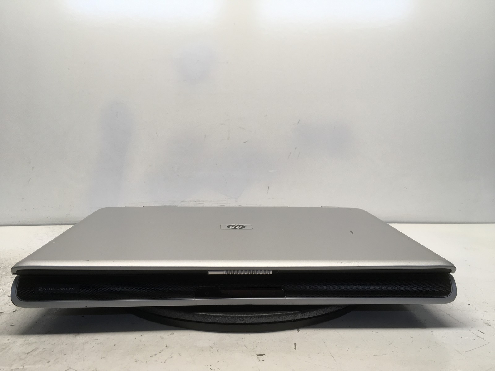 HP Pavilion ZD8000 Intel Pentium 4 No RAM NO HDD No Batt