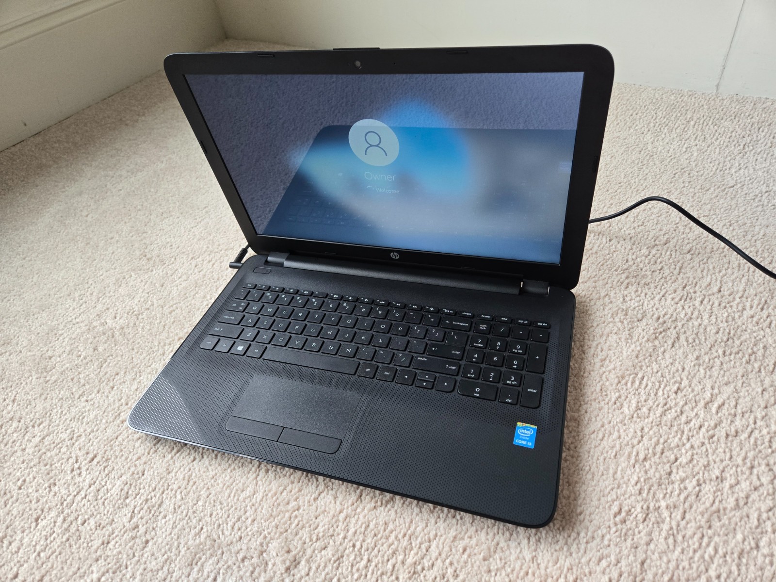 HP Laptop 15-ac121dx 15.6″ Intel i3-5010U 2.10GHz 6GB RAM 1TB HDD WIN 10 HOME