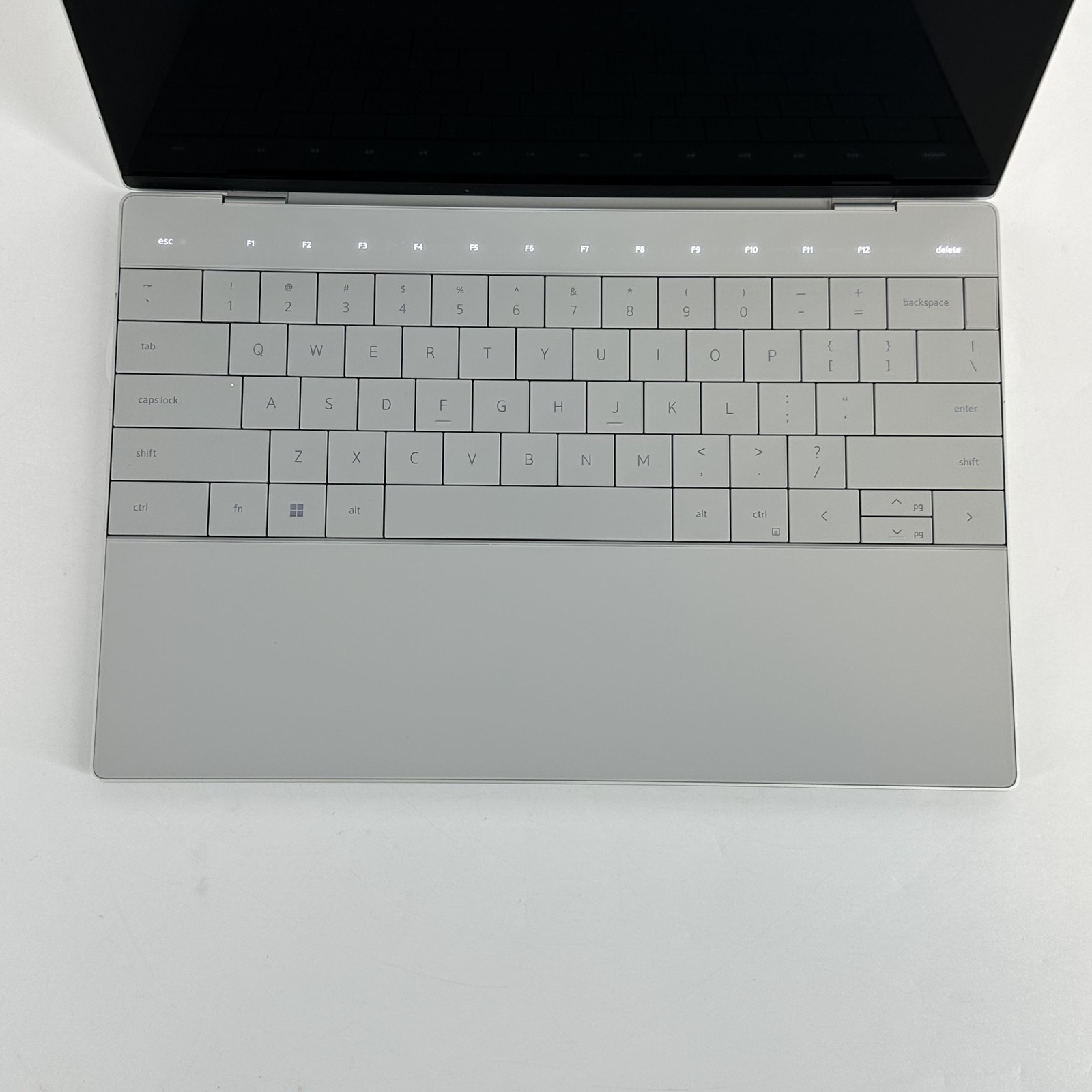 Dell XPS 13 Plus 9320 Silver UHD+ TOUCH 2.1 GHz i7-1260P 16GB 512GB SSD Good