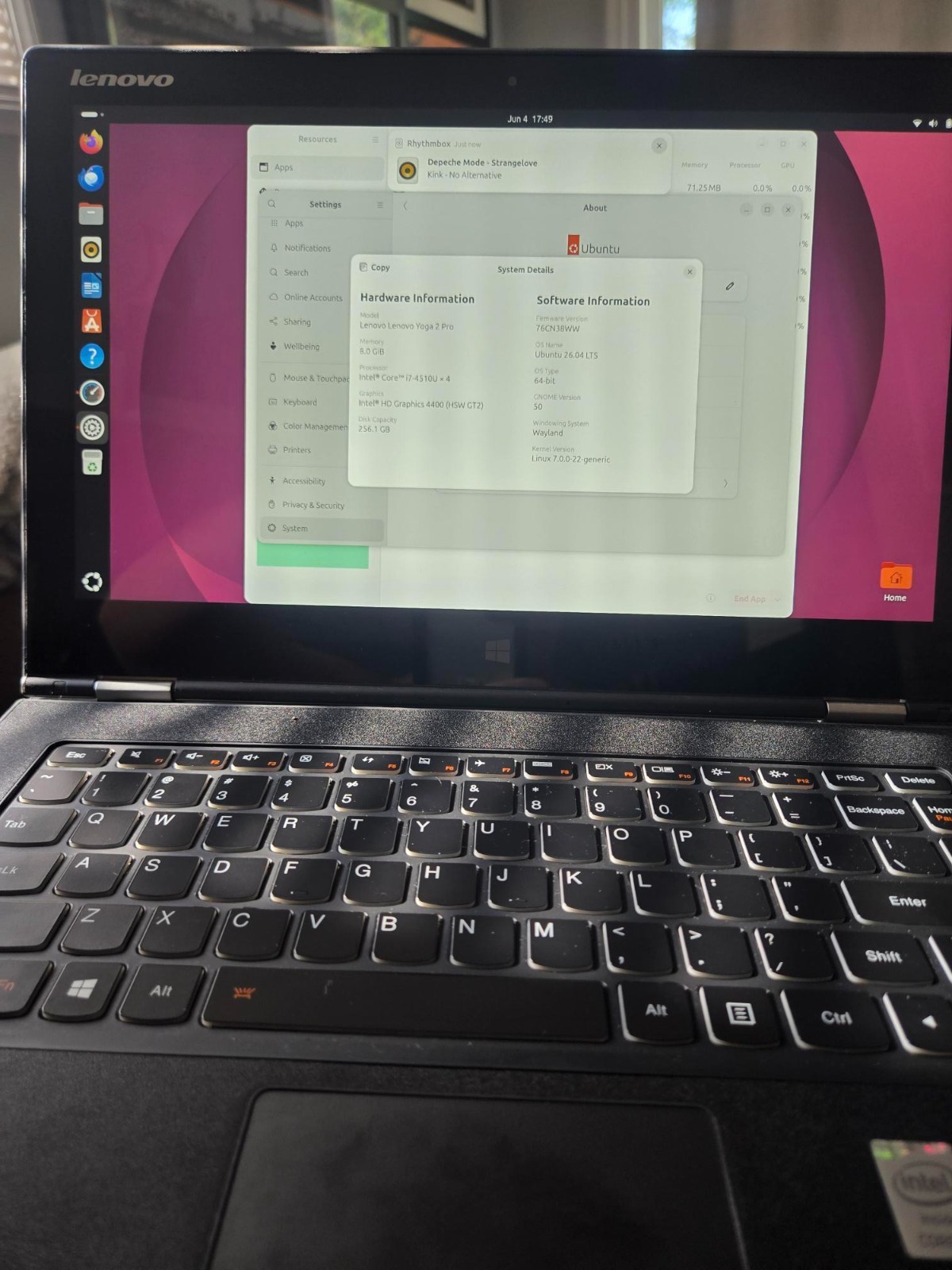 Lenovo Yoga 2 Pro 13.3″ Core i7-4510U 8GB RAM 256GB SSD Ubuntu Linux Laptop