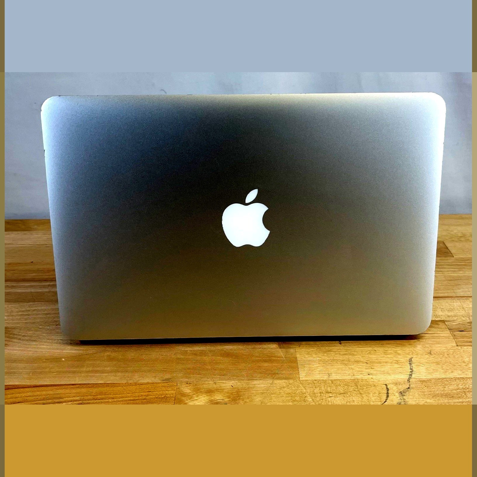 Apple MacBook Air A1465 i5-4250u 1.30GHz 4GB RAM (No Drive)