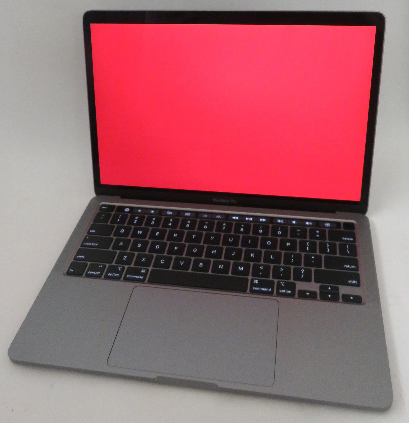 Apple MacBook Pro 2020 13in Retina i7-1068NG7 @2.3GHz 16GB 512GB Sequoia