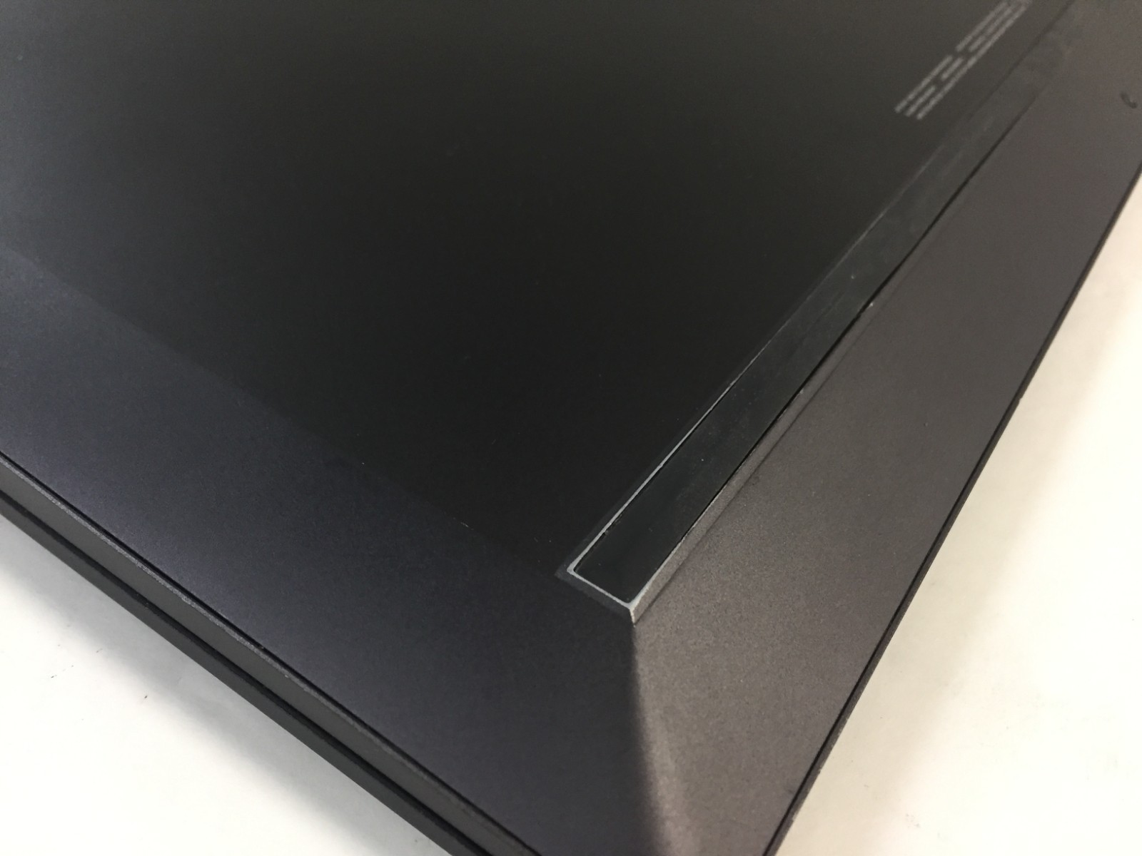 HP ENVY X360 15m-ds0023dx 15.6″ FHD Touch Laptop/AMD Ryzen 7 3700U/8G/256GB/W10H