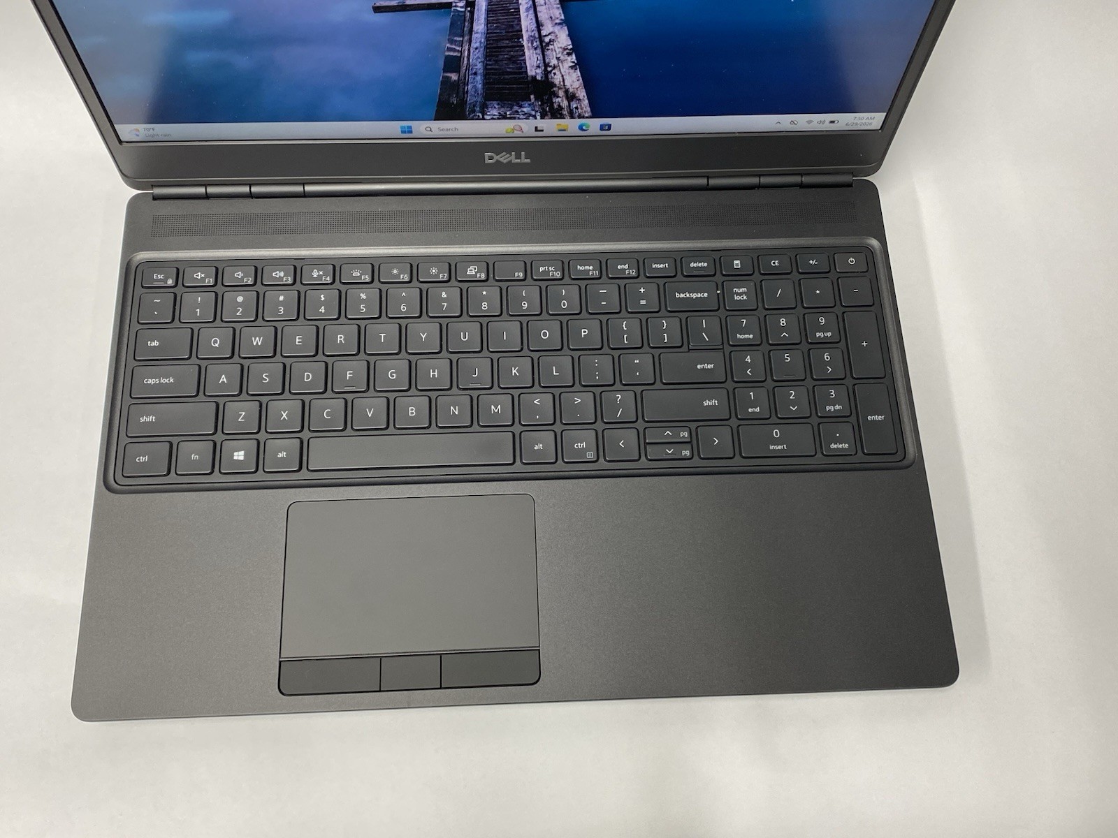 Dell Precision 7550 – Grade B – FHD – i9-10885 – 32GB – 512SSD – W11P