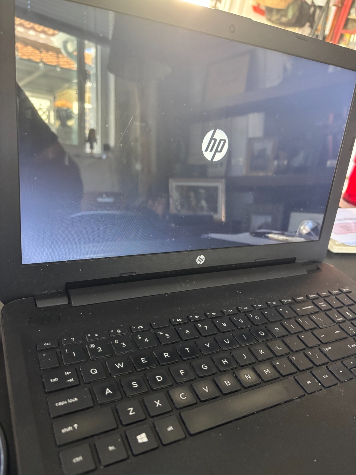 HP 15-ba009dx AMD A6-7310 4gb RAM 500gb HDD Windows 10 Laptop Black