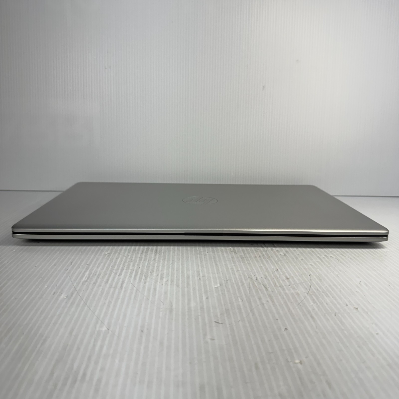 HP 17-cn3165cl i7-1355U 17.3″ Touch Windows 11 Laptop 256GB SSD 16GB *SEE PICS