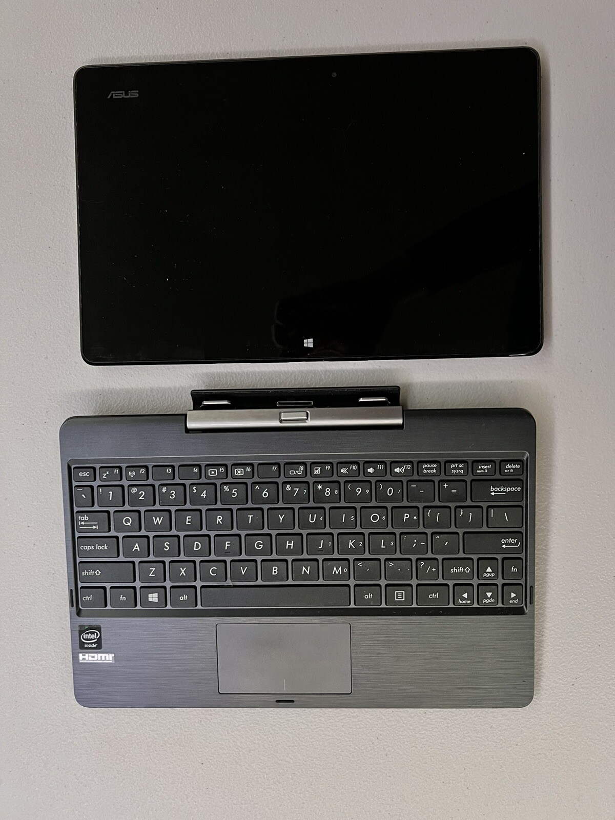 ASUS Tablet / Netbook T100TA 2GB Memory, 32GB Storage, Intel Quad Core Processor