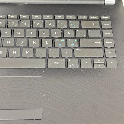 HP 14-bw005no Laptop – AMD A4-9120, Radeon R3, 4GB RAM, No SSD, 14″ HD