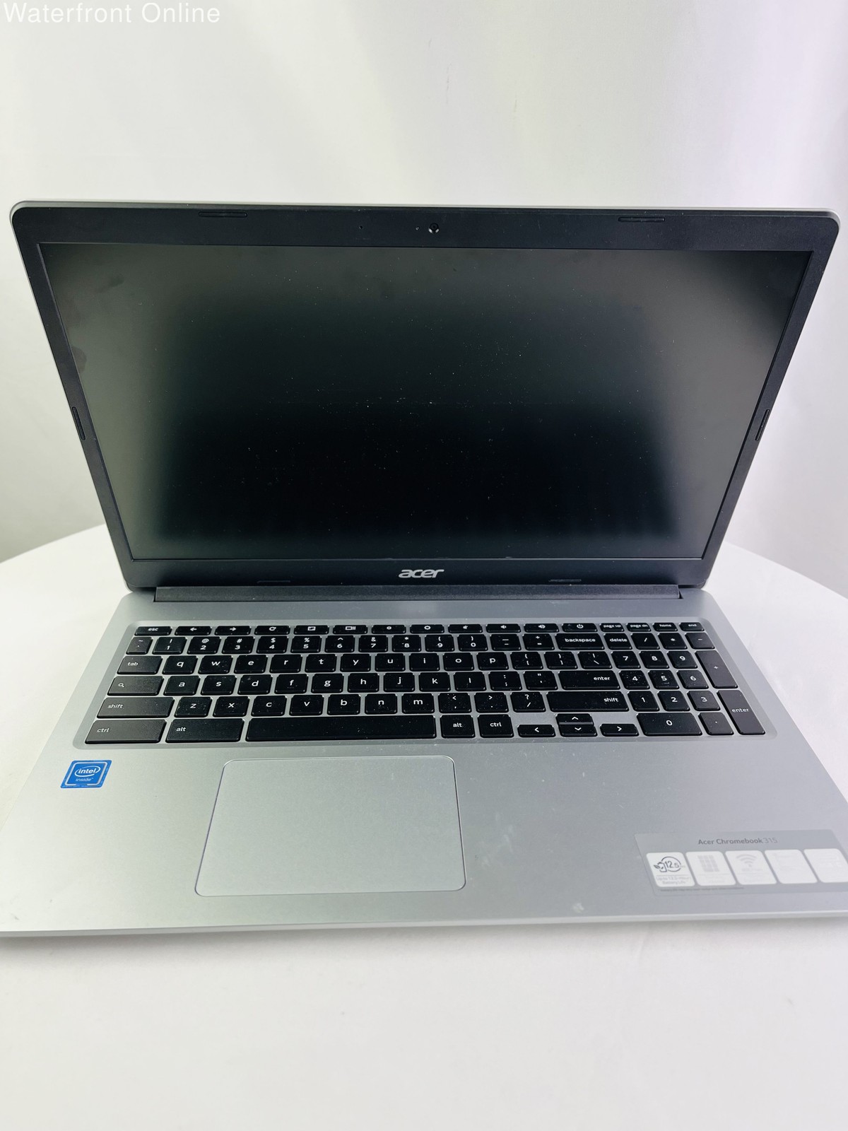 Acer Chromebook 315 15″ N19Q3 with Adapter and Soft Case Powers On