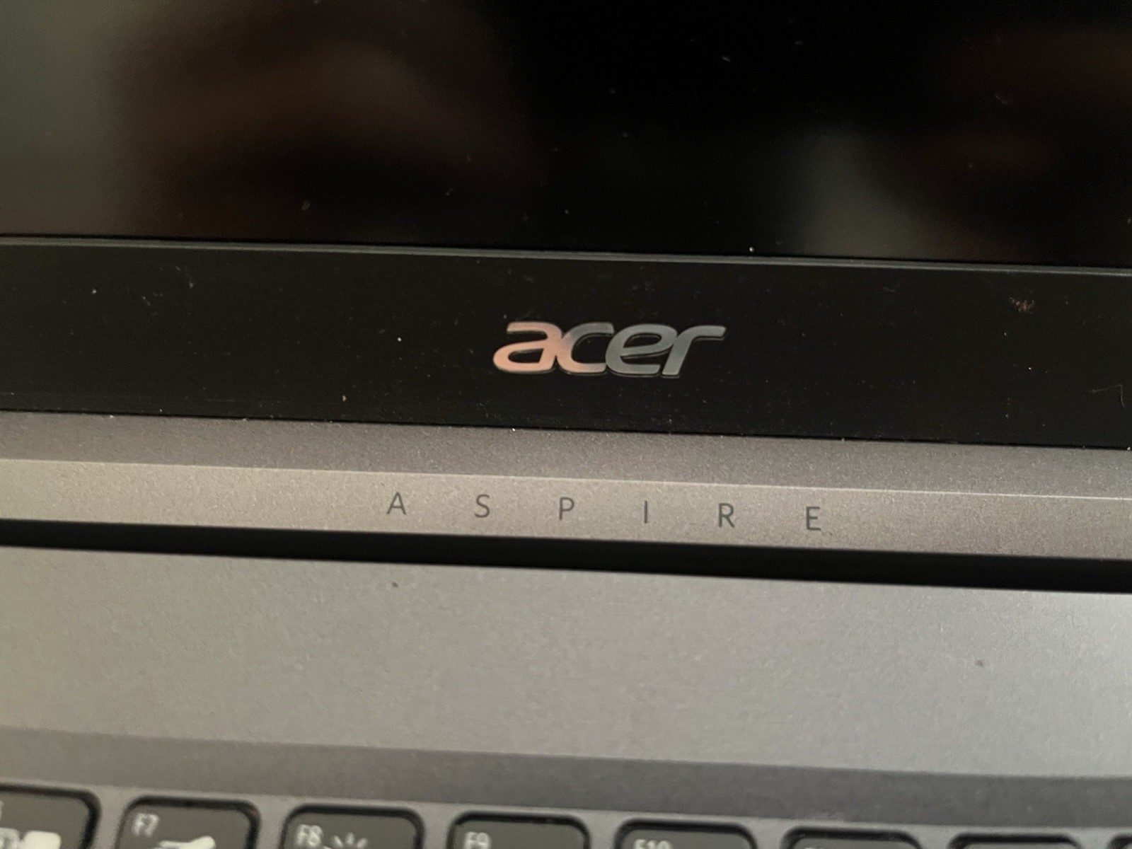 Acer Aspire A515-55-574S 15.6″ i5 10th Gen ( for parts )￼