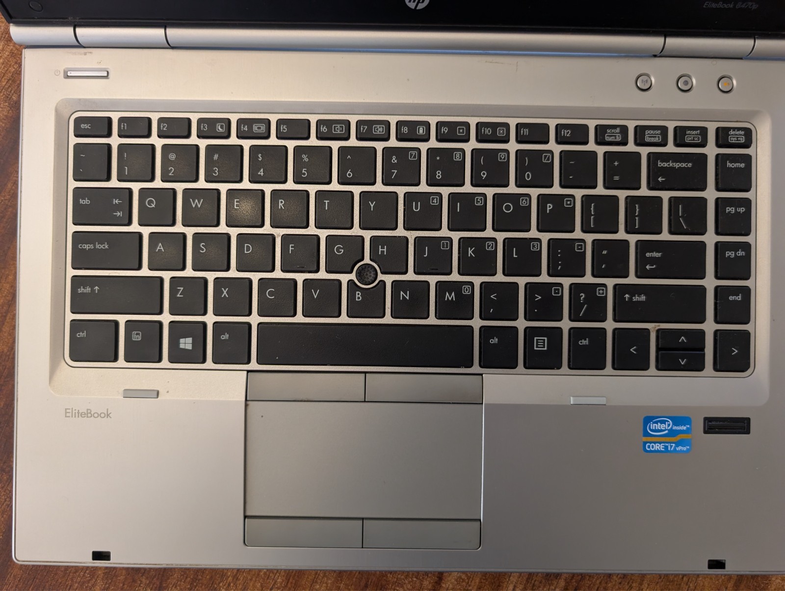 HP EliteBook 8470p i7 8GB 240GB SSD Radeon Win10 Laptop Bundle Dock 2 Batteries