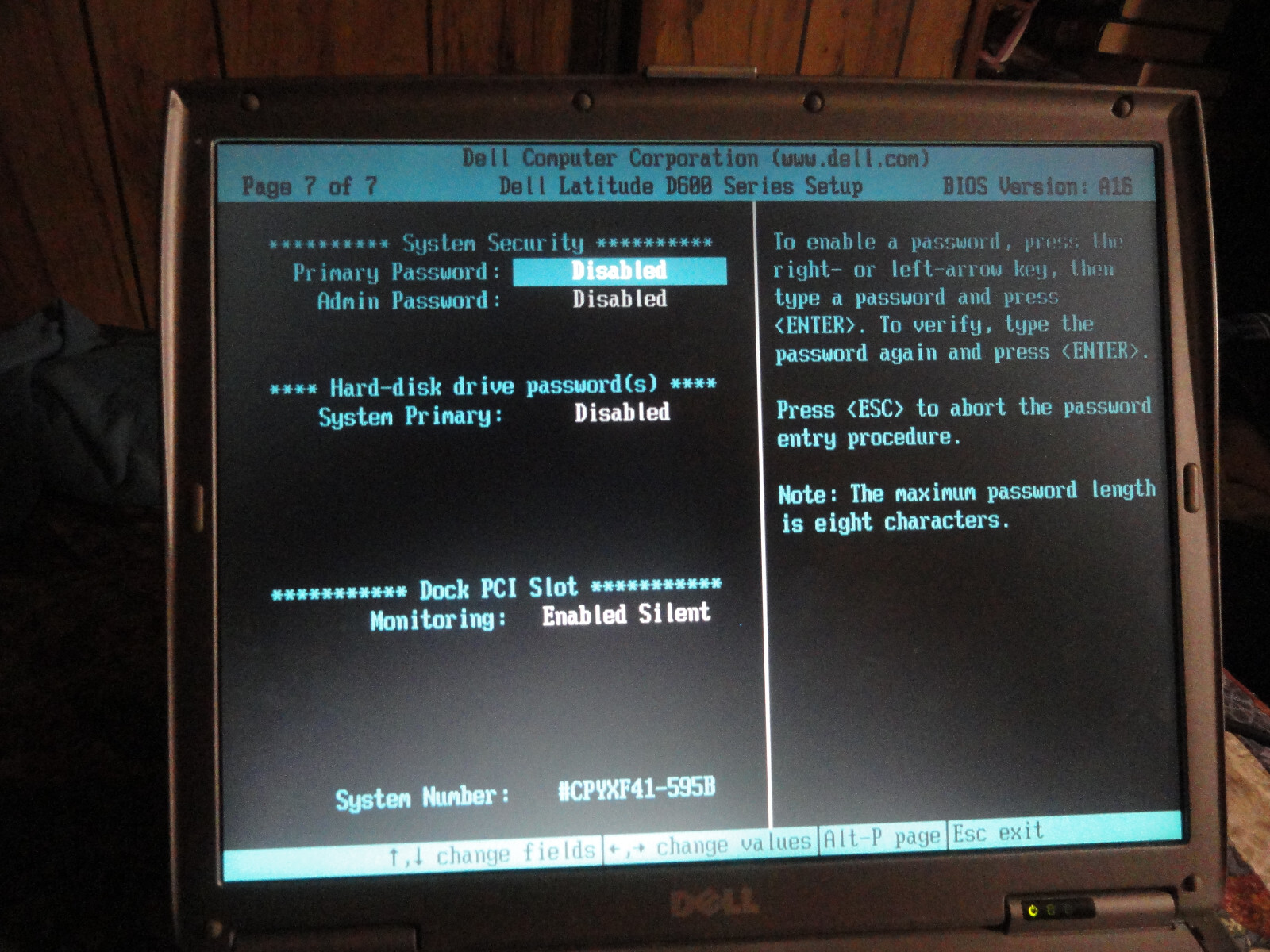 Dell Latitude D600 Celeron M 1.50GHz 80GB HDD 512 MB RAM Windows XP Pro SP3