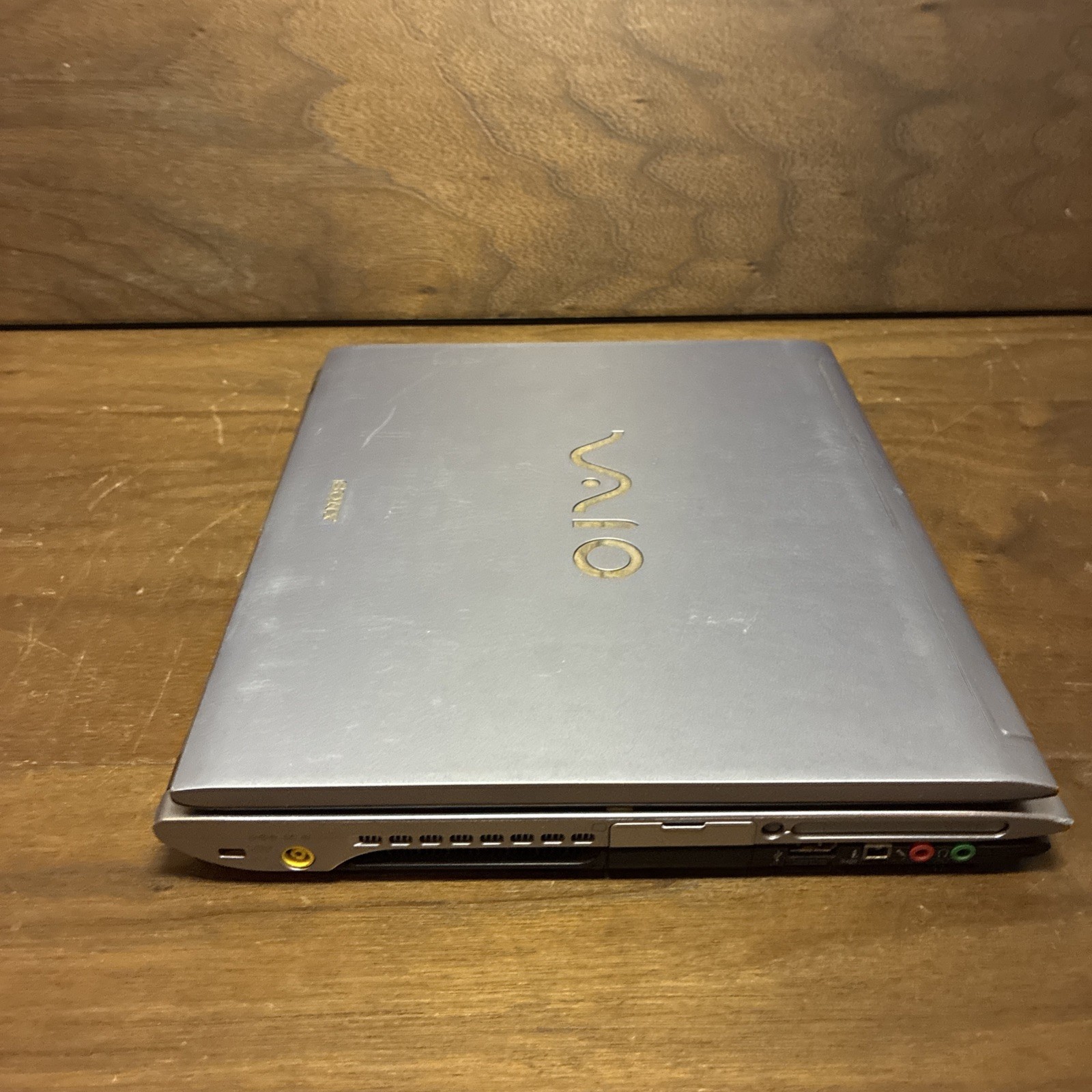 Sony Vaio PCG-V505EX PCG-6B1L Laptop Vintage ((FOR PARTS REPAIR UNTESTED))