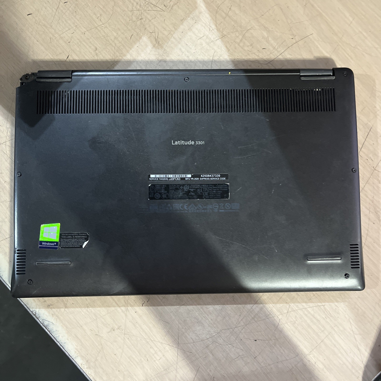 DELL LATITUDE 3301 INTEL CORE I5-8365U 16GB RAM NO HD