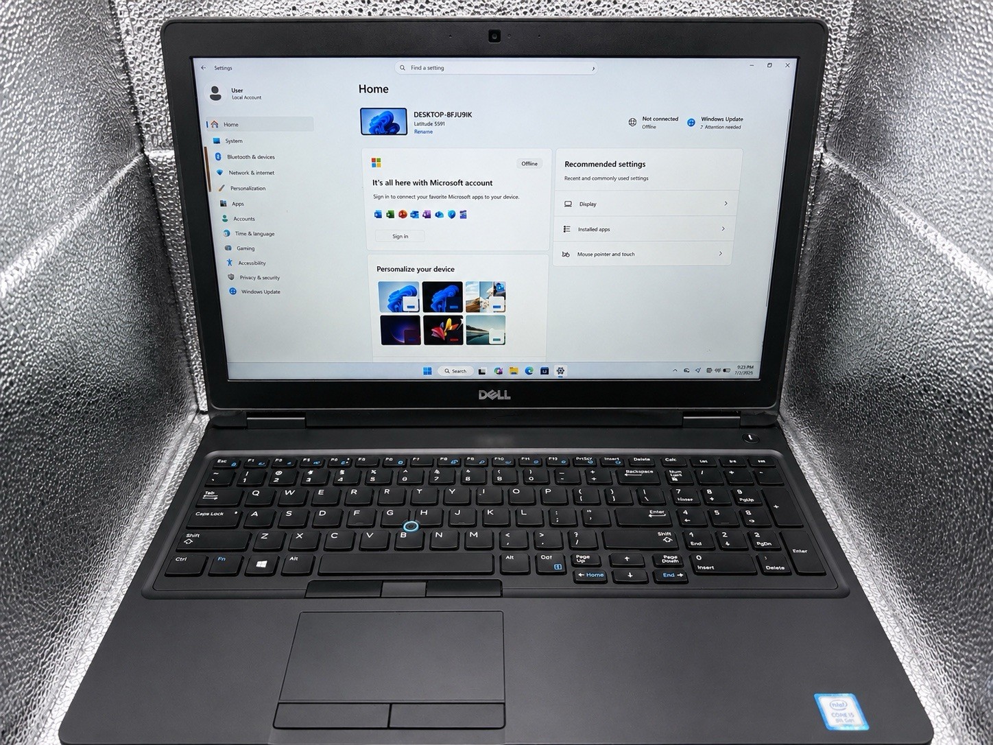 Dell Latitude 5591 i7-8850H 2.60GHz 8GB RAM 256GB SSD Windows 11 Pro Charger