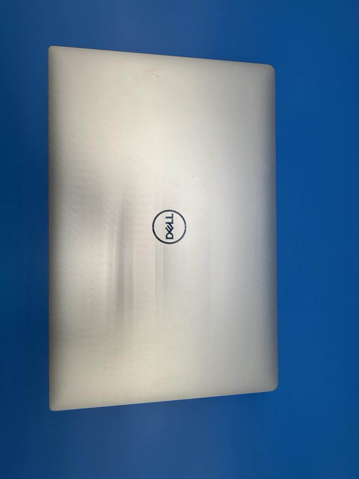 Dell XPS 15 7590 Intel Core i5-9300H 2.40 GHz 8GB RAM, 256GB SSD Win 11 PRO