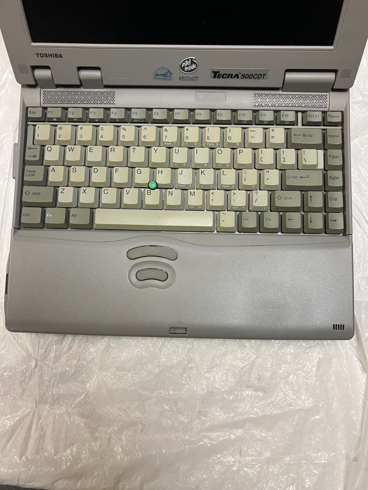 Vintage Toshiba Tecra 500CDT Computer w/ Power Cord, FOR PARTS
