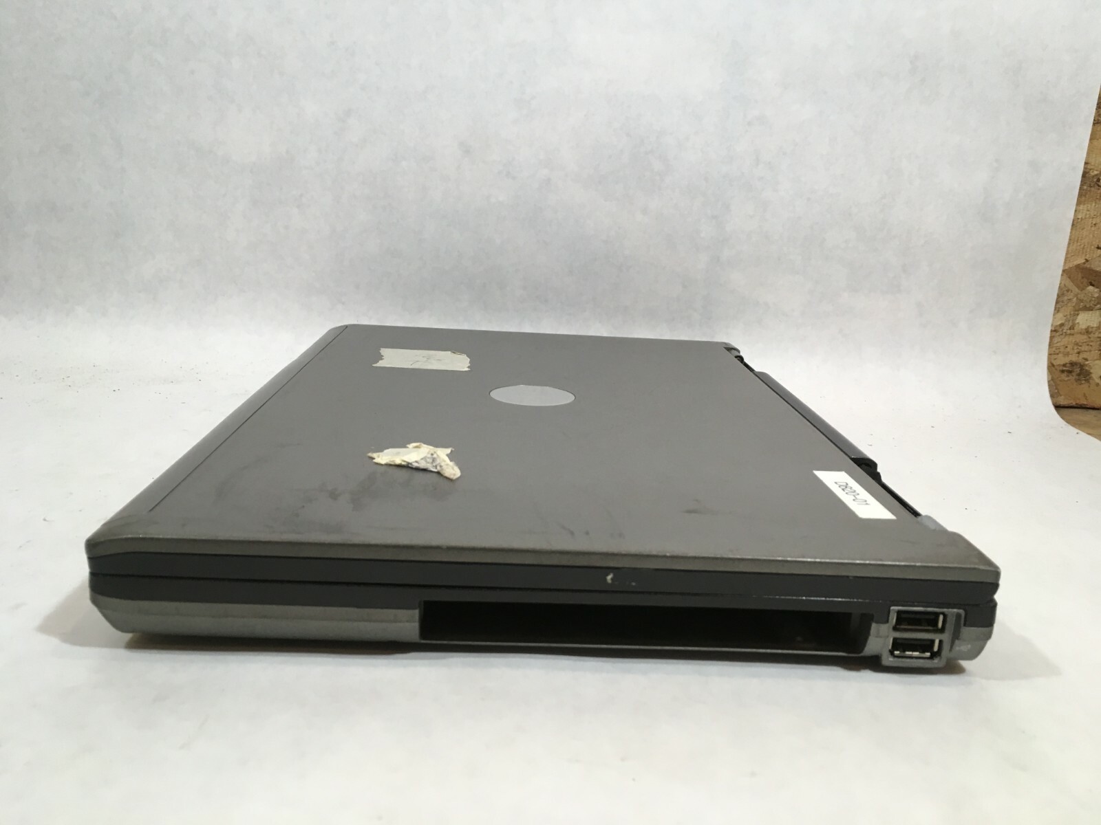 Dell Latitude D830 Receives Power Does Not Turn On For Parts or Repair -FT