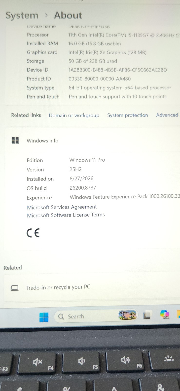 Microsoft Surface Pro 7+ plus i7, 16GB, 256 SSD, 11th Gen 1165G7 processor,