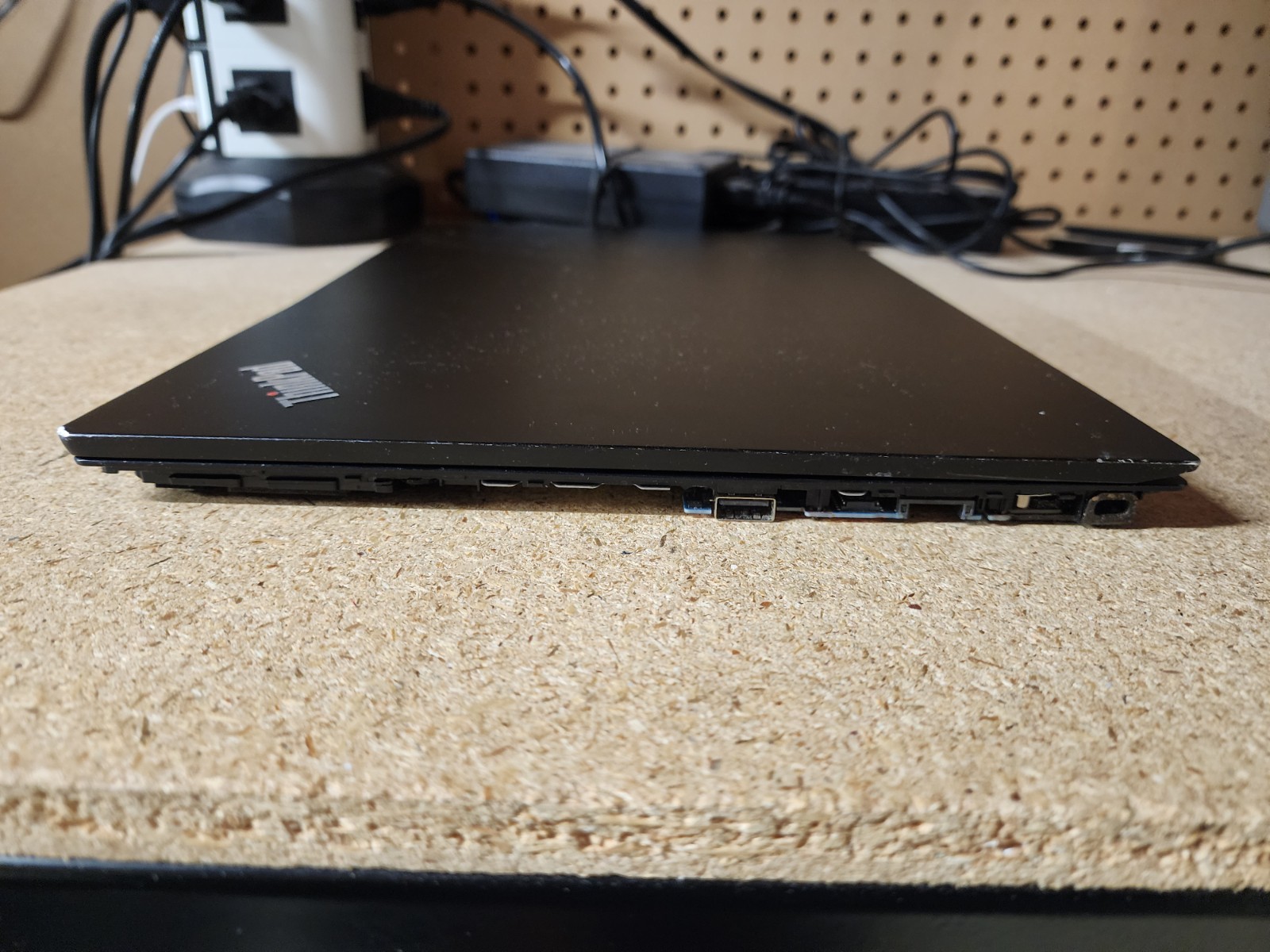 Lenovo Thinkpad E15 Intel i7 10510U FHD No RAM/HDD/OS | No Power | Parts Repair