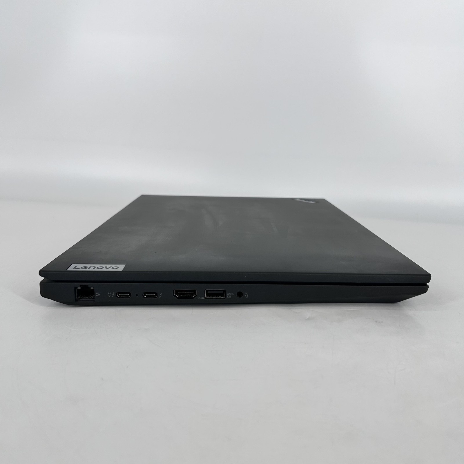 Lenovo ThinkPad P16s Gen 1 FHD+ TOUCH i7-1260P 16GB 512GB SSD T550 – LOOSE HINGE