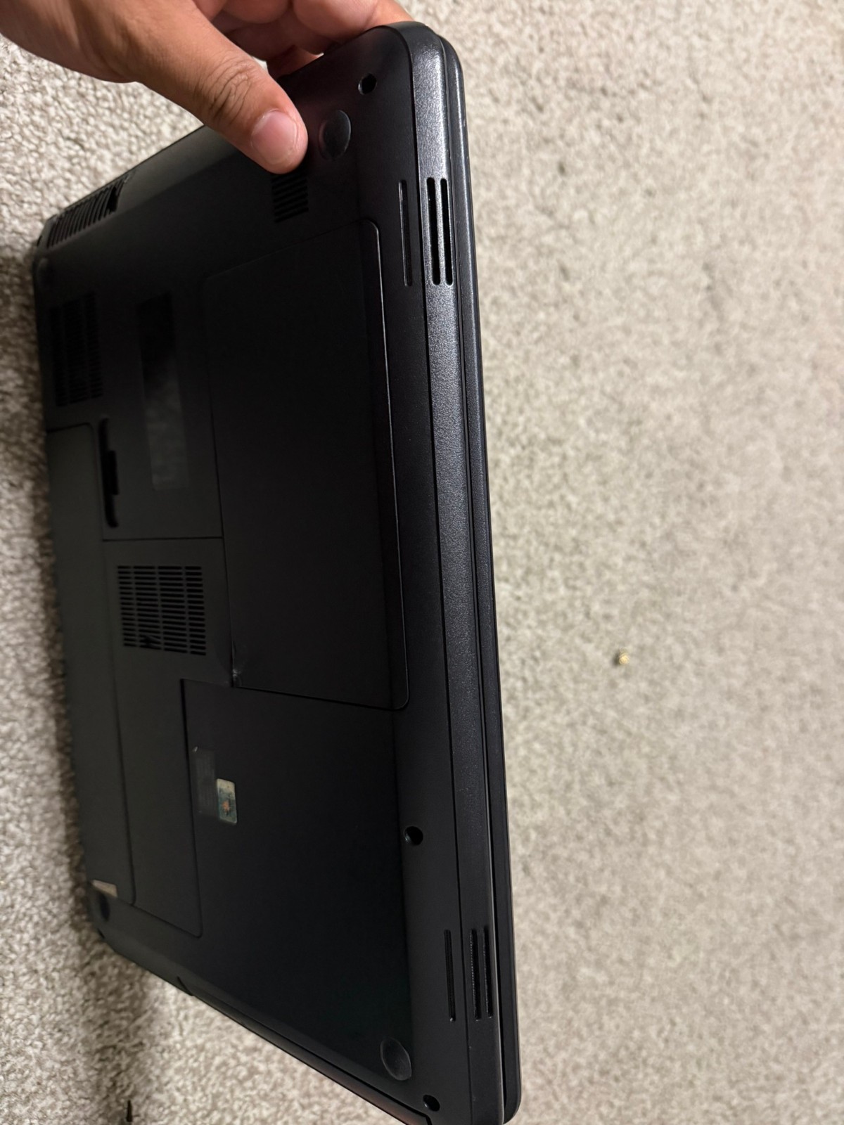 hp 450 g1,2012, windows 11 runs, few issues, check the description carefully