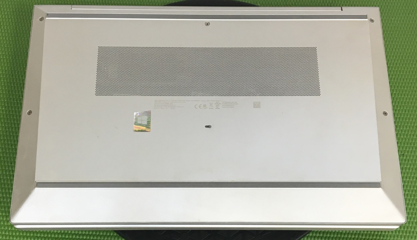 (Lot of 2) HP EliteBook 850 G8 i5/i7 11th Gen 16GB 15.6″ – no OS/SSD (DESC!)