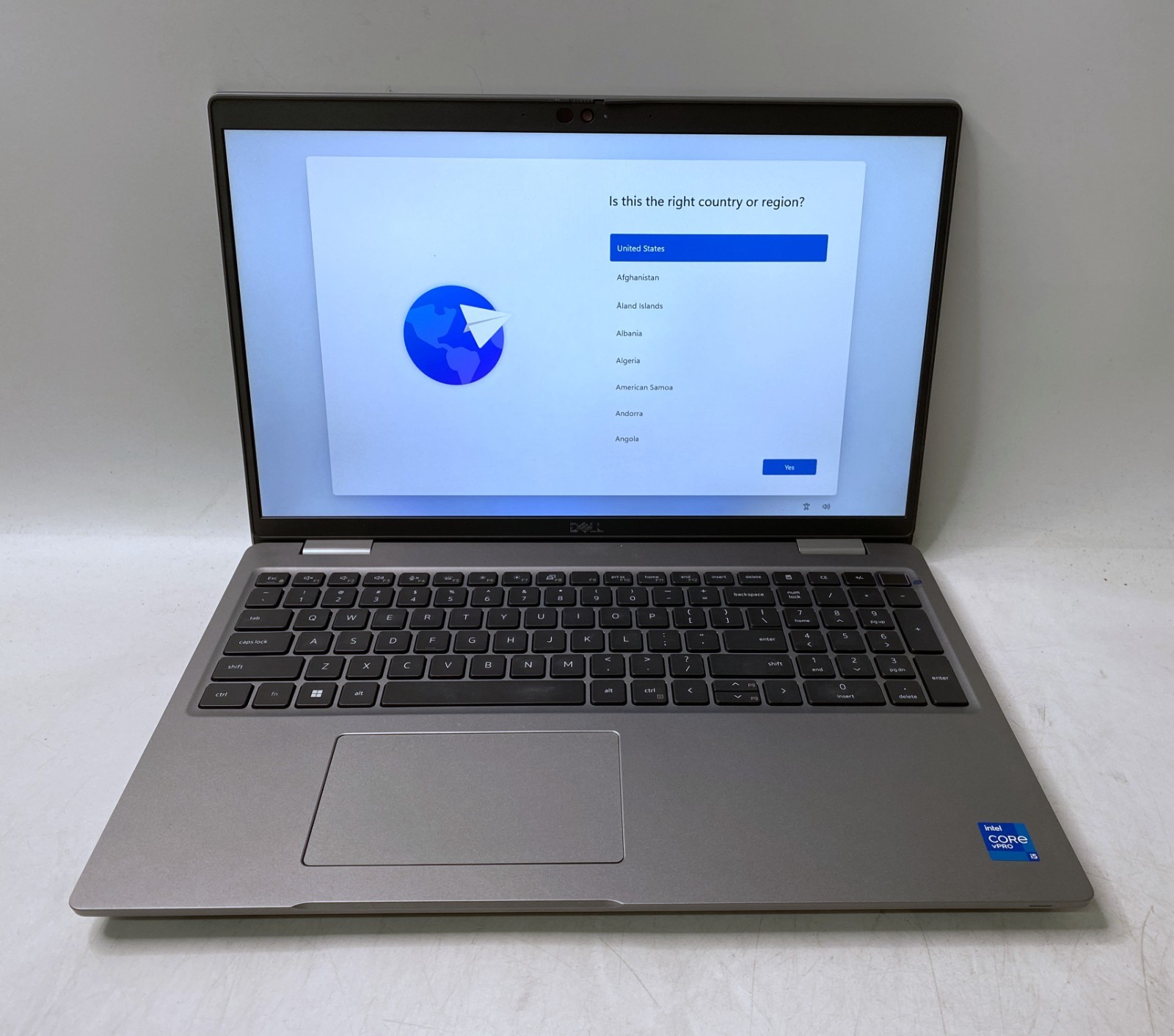 Dell Precision 3561 i5-11th 16GB DDR4 256GB SSD Win11H 70%+ Broken Plastic PARTS