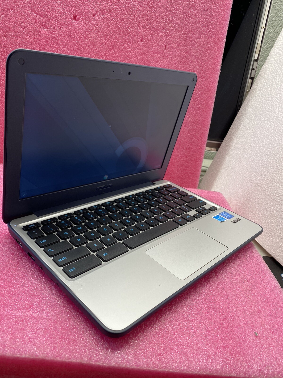 Asus Chromebook C202SA 11.6″ N3060 1.6GHz 4GB RAM 16GB SSD Chrome OS