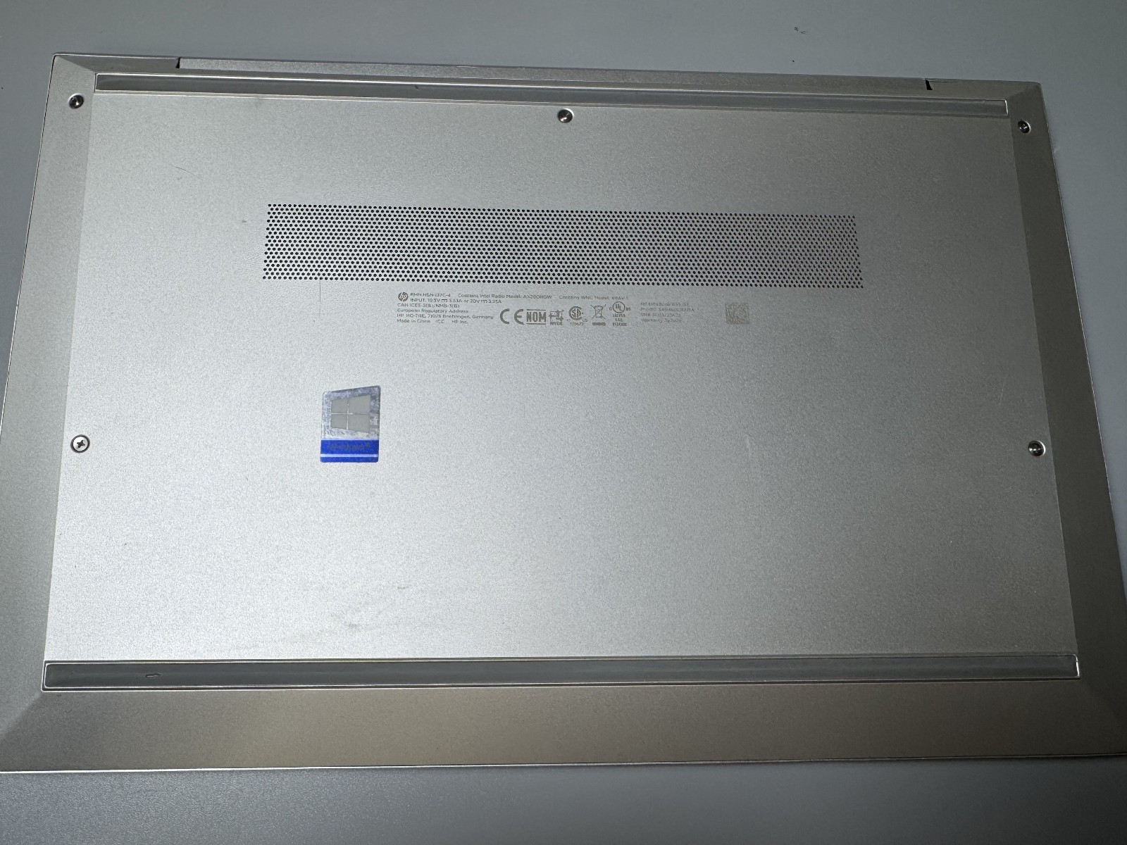 HP EliteBook 845 G7 14″ (NO SSD / 16GB RAM) READ!!! FOR PARTS