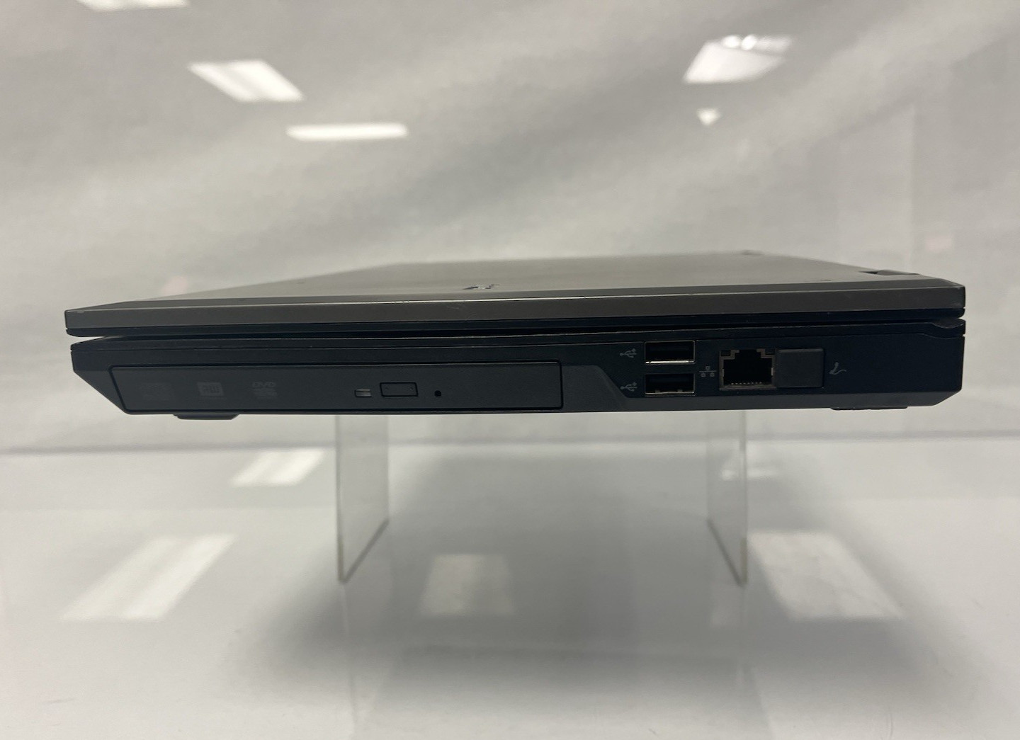 Dell Latitude E5410 i5 M 520 2.40GHz 4GB RAM 160GB HDD NO OS