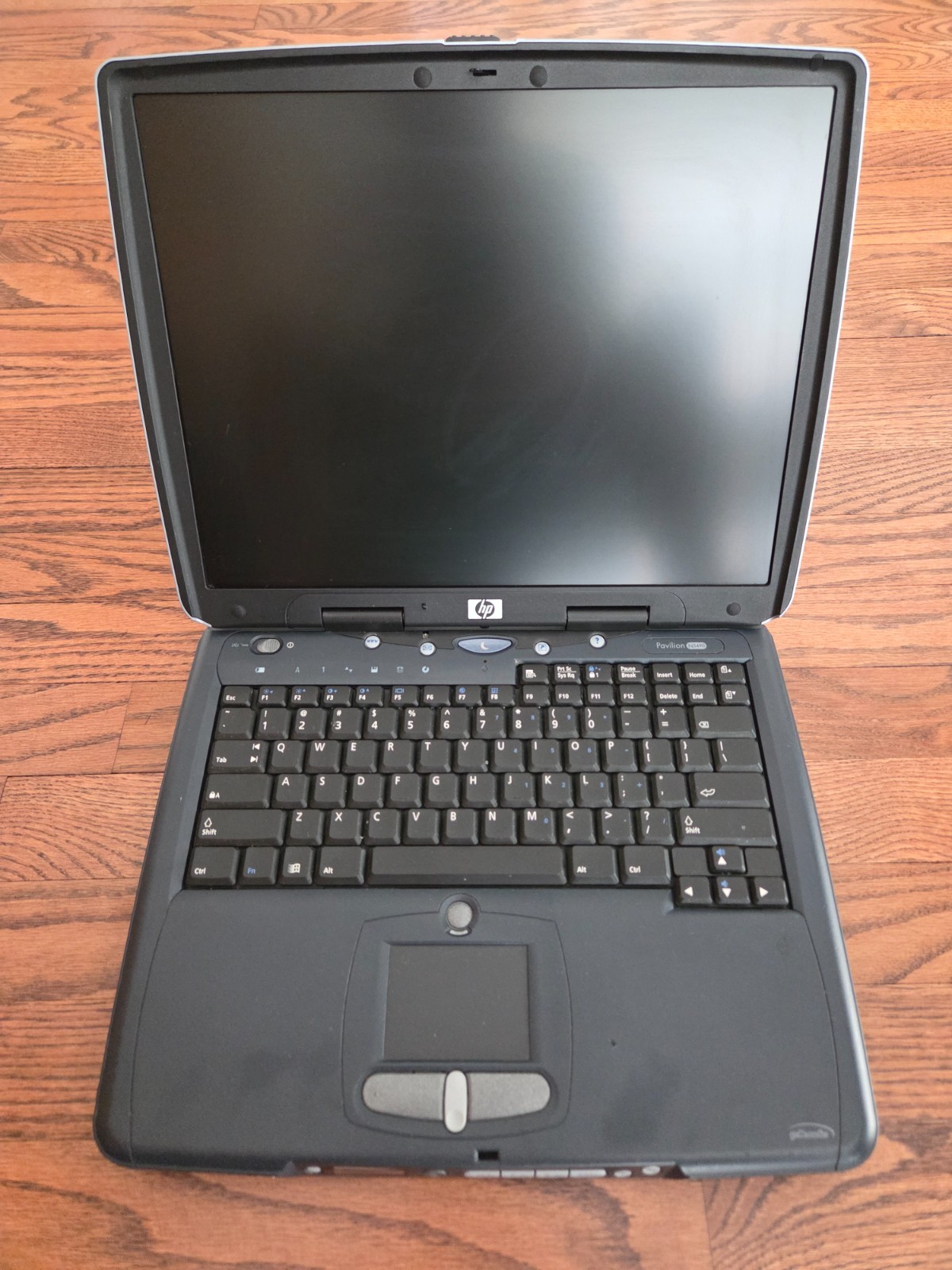 HP Pavillion N5490