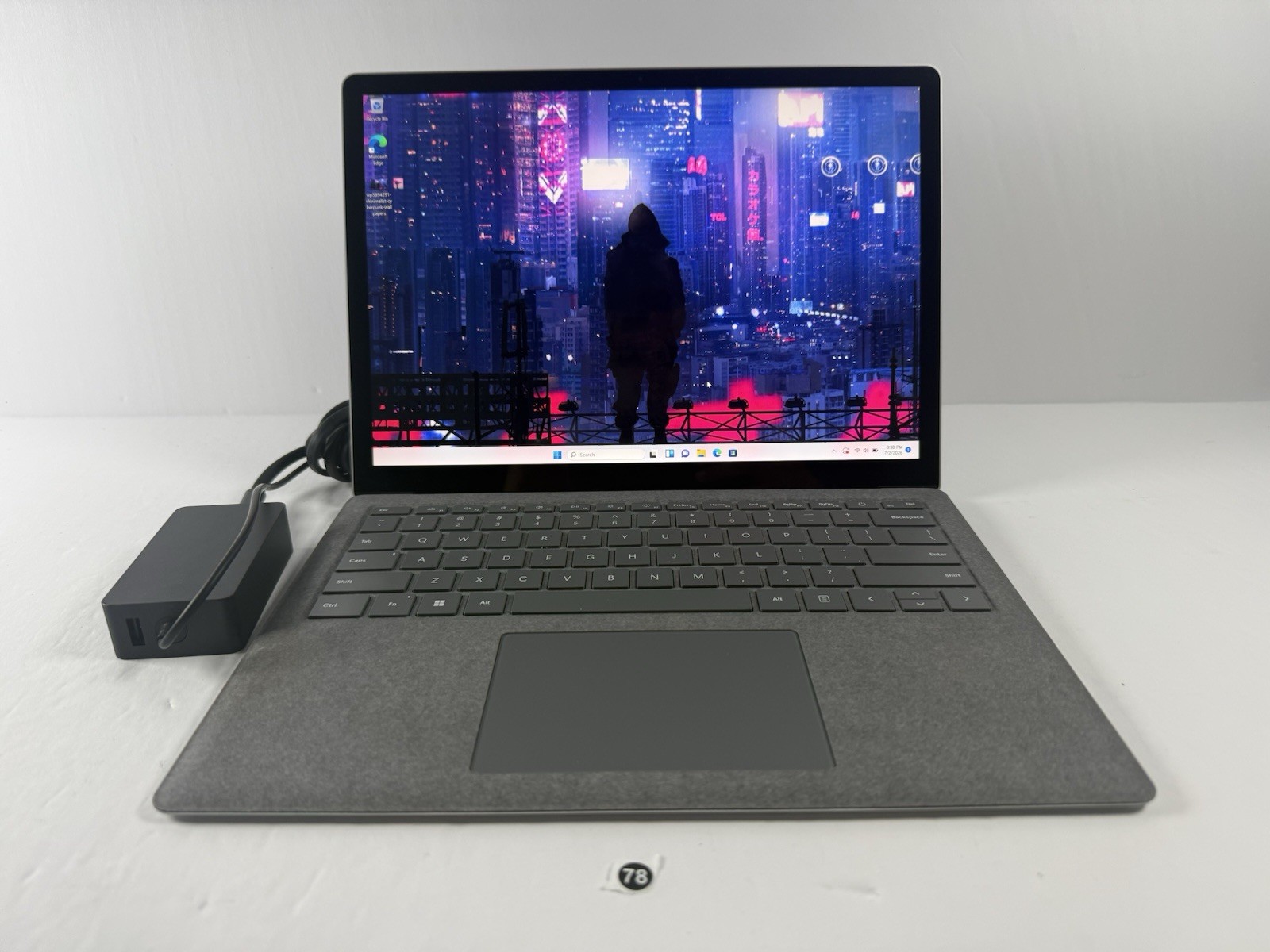 Microsoft Surface Laptop 5 13.5” 1950 Intel Core i7-1265U 16GB RAM 512GB NVME