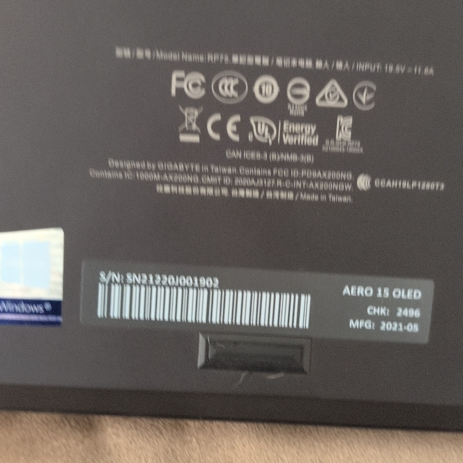 GIGABYTE AERO 15 OLED 15.6in 4K i9 32GB 1TB SSD RTX 3080 Win10