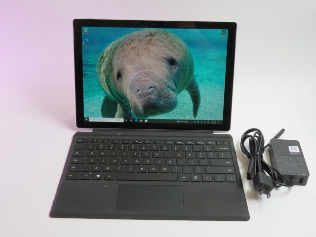 MICROSOFT SURFACE PRO 5TH GEN (1796) i5-7300U 8GB 256GB NVMe BACKLIT TOUCH W10P