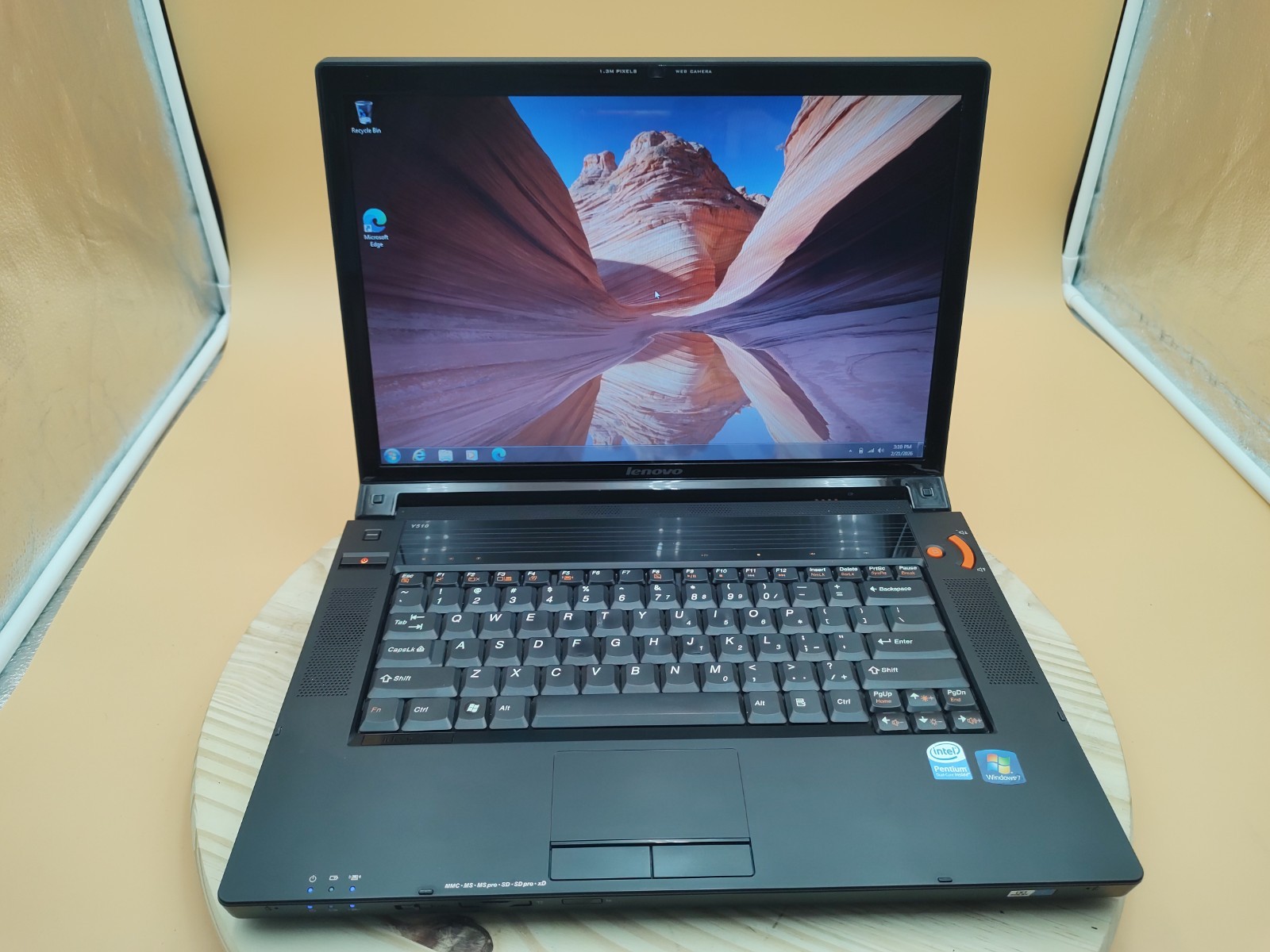 Lenovo IdeaPad Y510 15.4″ Laptop Pentium Dual Core 1.86ghz 4gb 160gb Windows 7