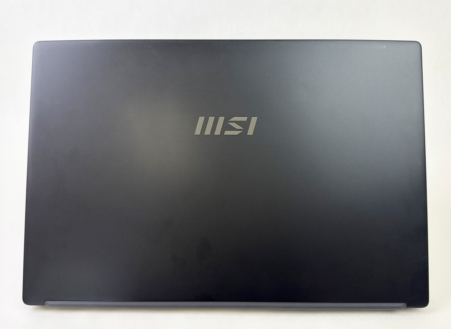 MSI Modern 15 H AI C1MTG 15.6″ Touch Ultra 9 185H 32GB 1TB SSD W11H