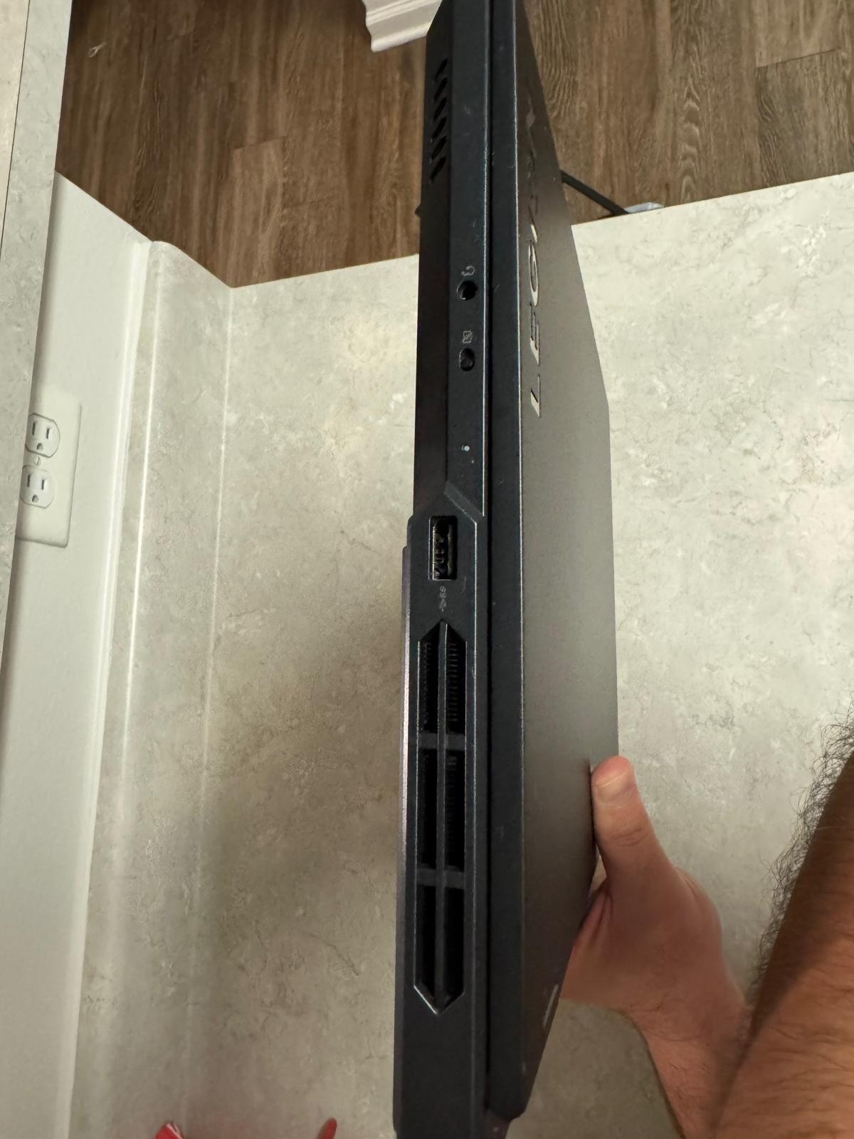 Lenovo Legion Pro 5i, (16IRX9) Intel i9 14th Gen, 32 GB Ram, RTX 4070, 165hz LCD